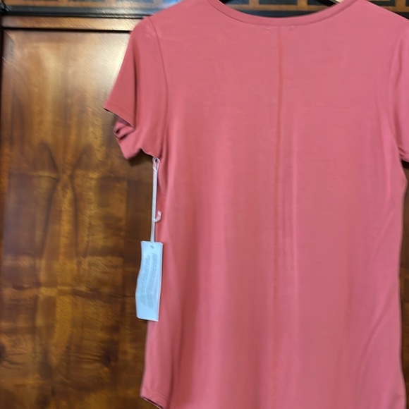 Another Love casual Women’s top Size Small short sleeve tee has front pocket NWT - Picture 13 of 15